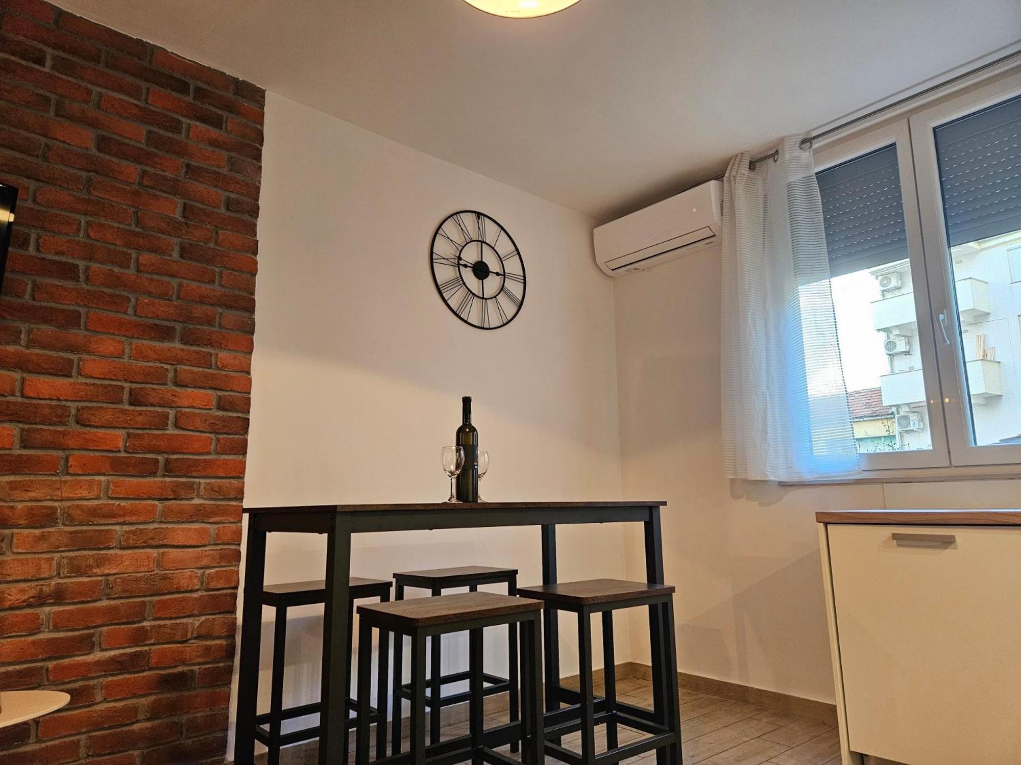 Deluxe Apartment Near The Bridge Zadar Exterior foto